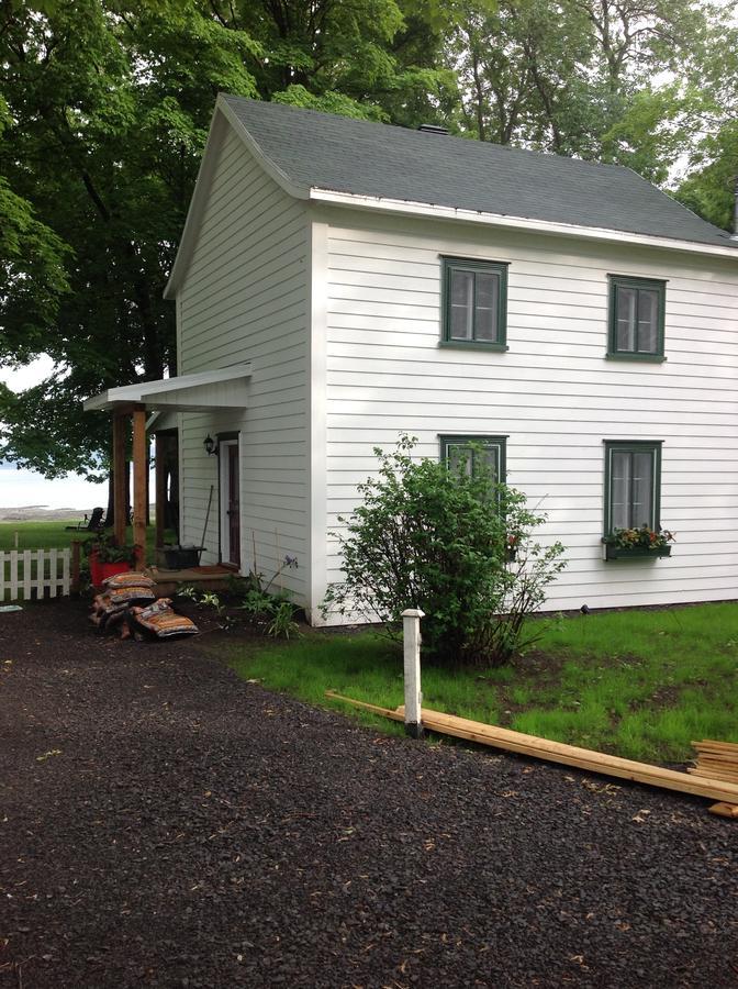 La Maison Du Cultivateur Saint-Laurent-de-l'ile d'Orleans Exteriör bild